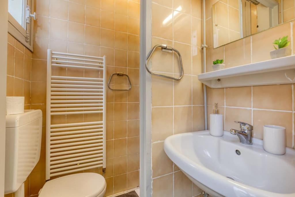 * Le Versaillais*2 Min A Pied Du Chateau Versailles Room photo